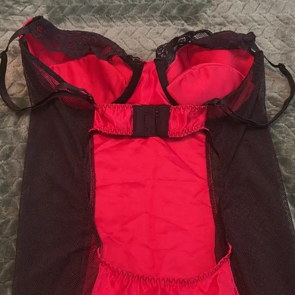 Fredricks of Hollywood Seduction Nightie Garter Clips Underwire Black Red L - Picture 5 of 9